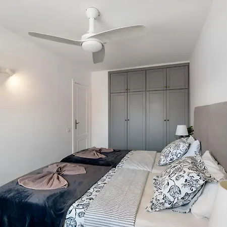 Brisa Del Atlantico En Torre Del Sol, Americas 美洲海滩